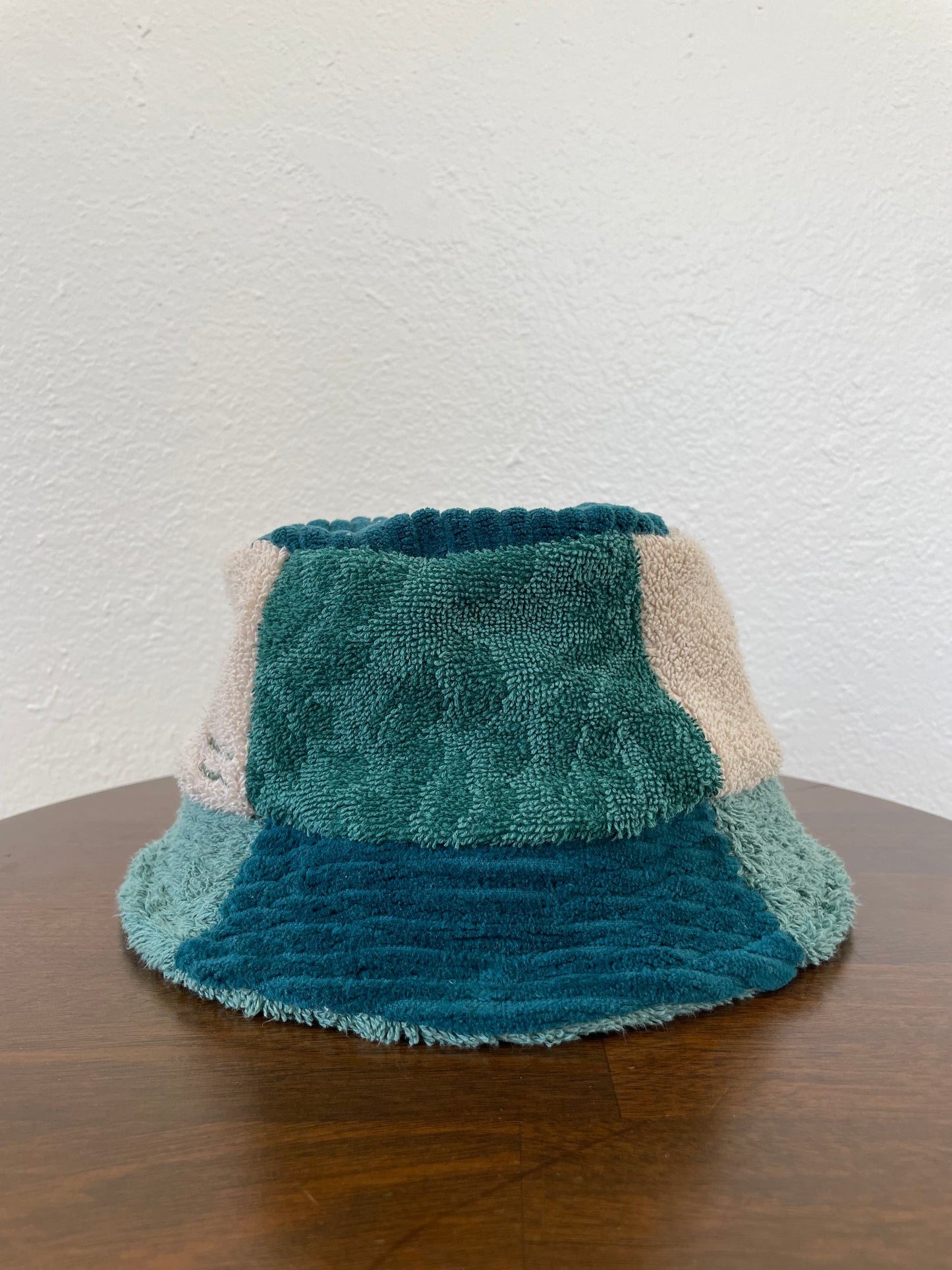 Settee Bucket