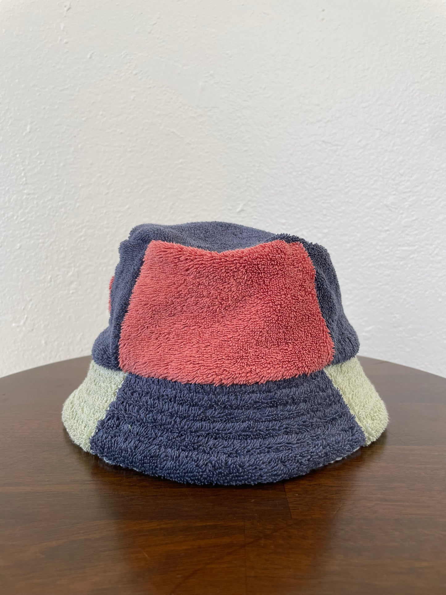Parrot Bucket