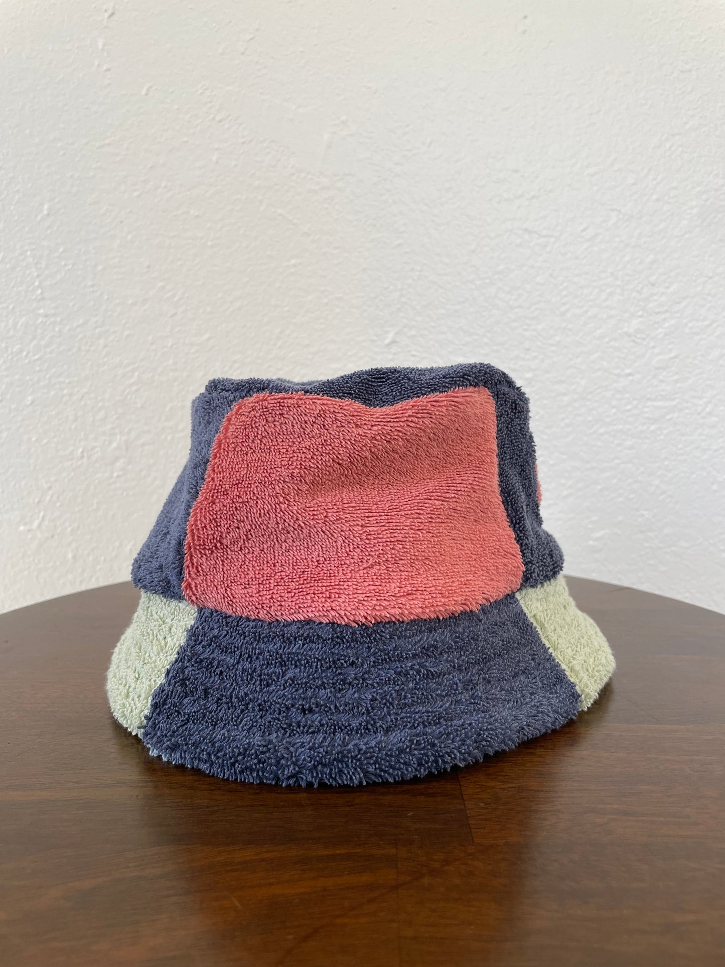 Parrot Bucket