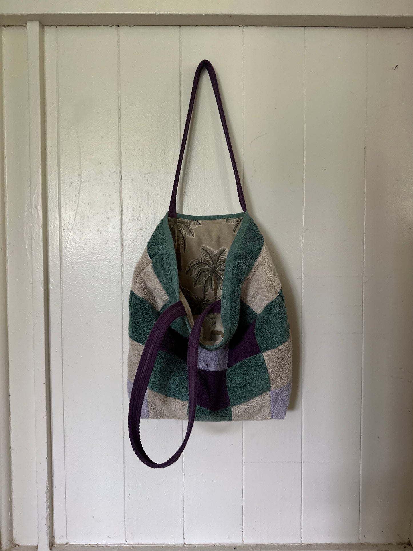 Foodland Flooring Tote