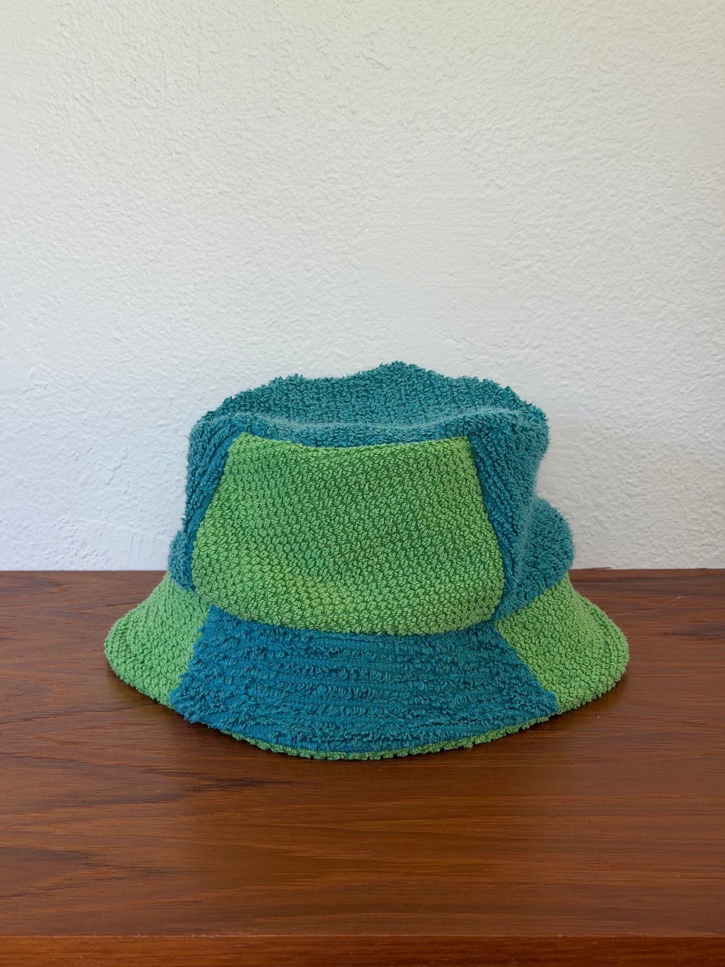 XL Peacock Bucket