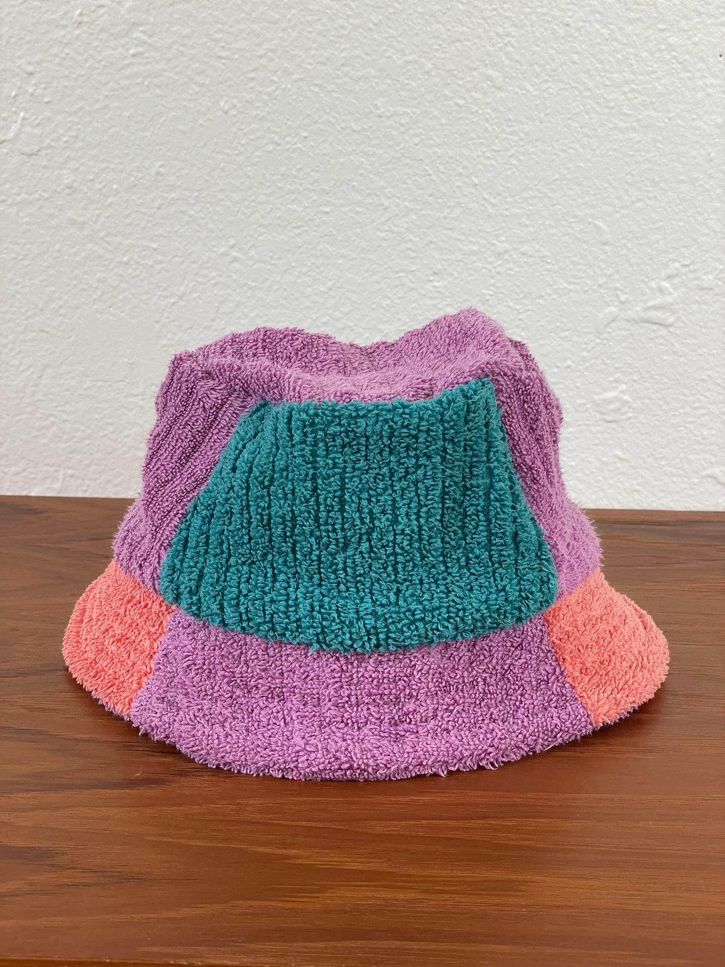 Fucsia Bucket
