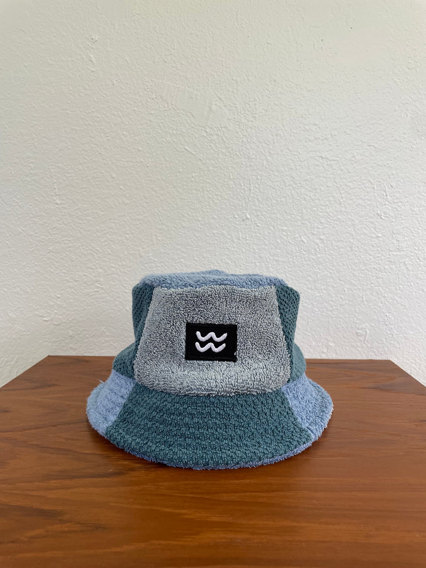 Tidal Wave Bucket