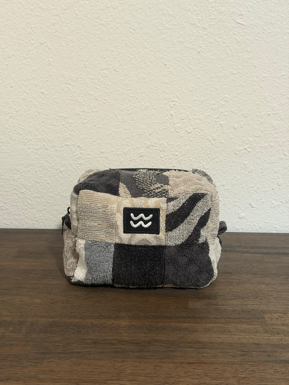 Small Boxy Zip