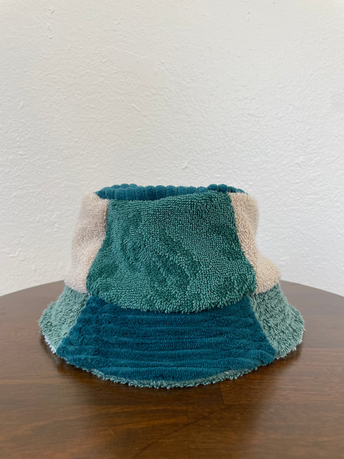 Settee Bucket