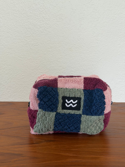 Small Boxy Zip