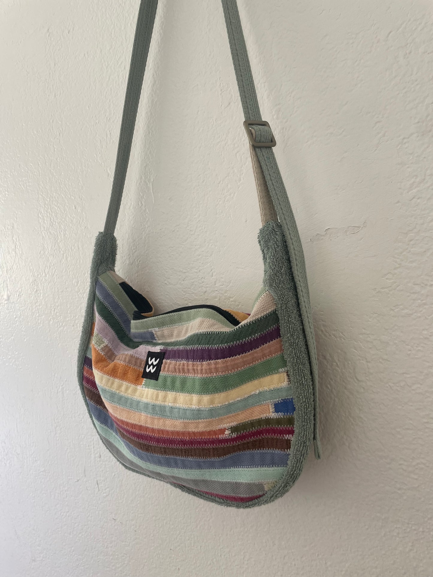 Fresh Air Sling Bag
