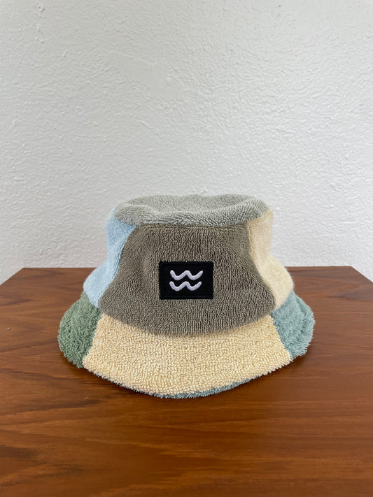 Grasslands Bucket