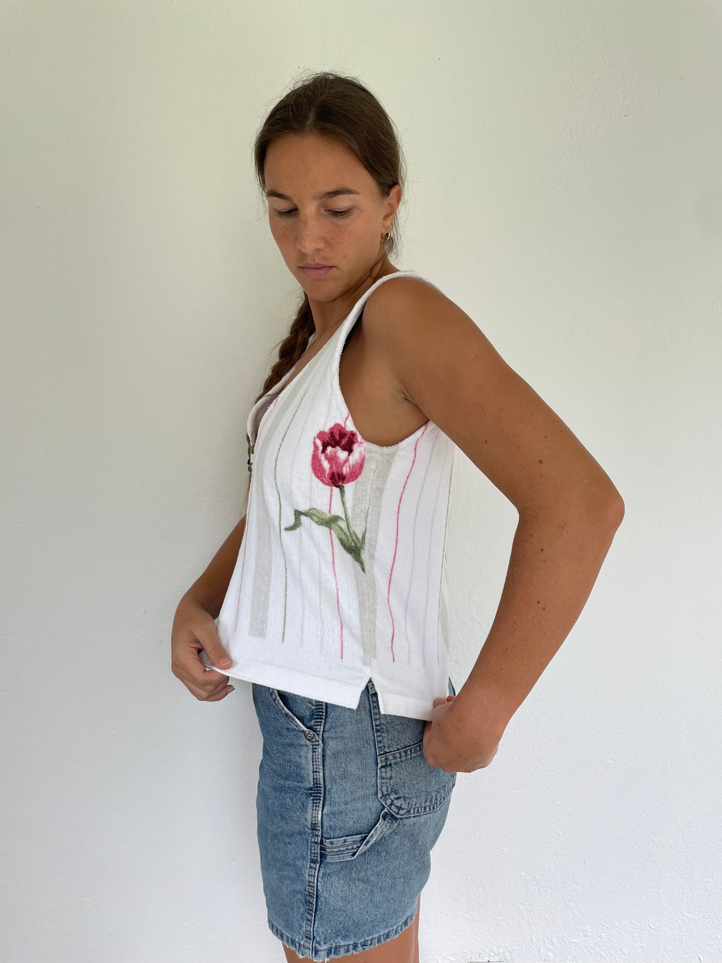 M Tulip Button Vest