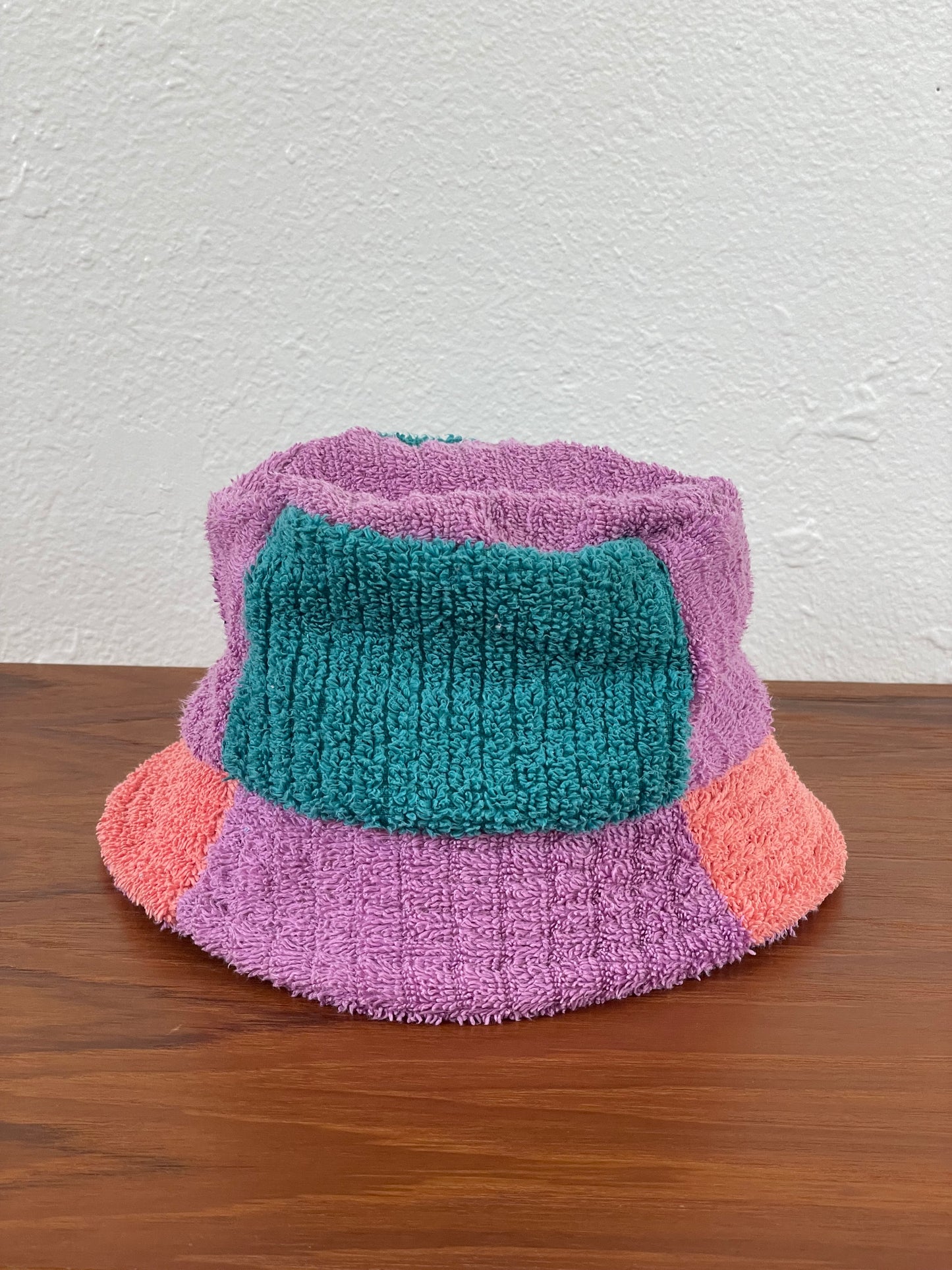 Fucsia Bucket