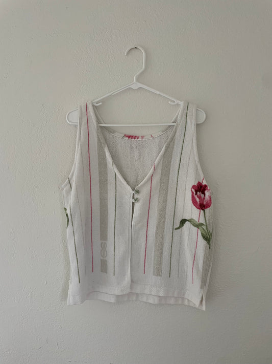 M Tulip Button Vest