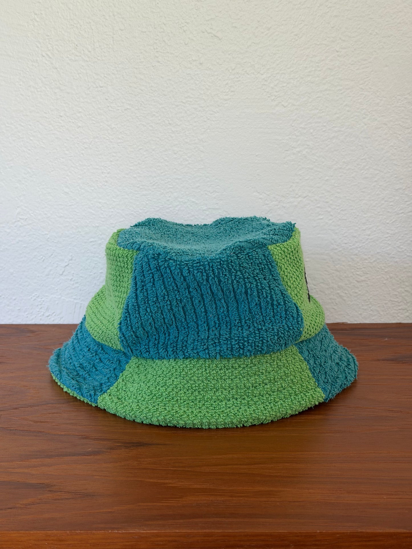 XL Peacock Bucket