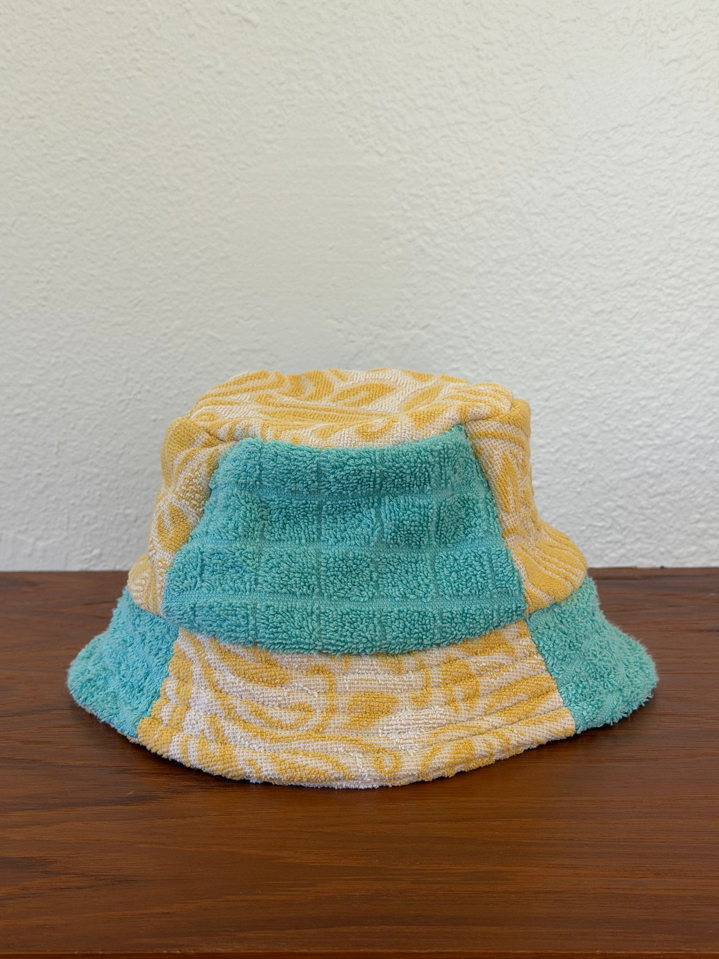 Sunshine and Roses Bucket