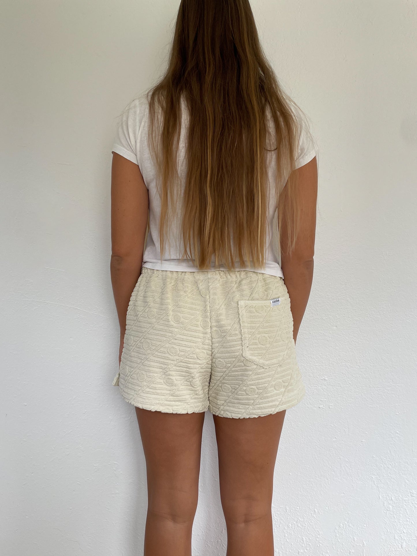 L Cream Textured Shorts