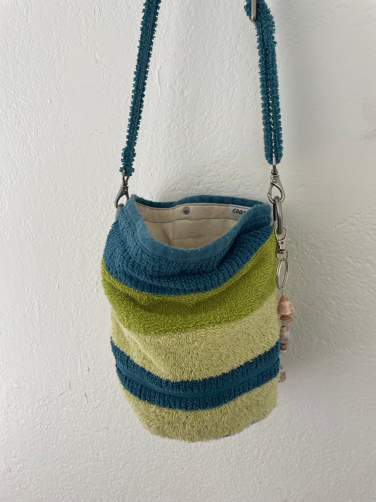 Tide Pool Bucket Bag