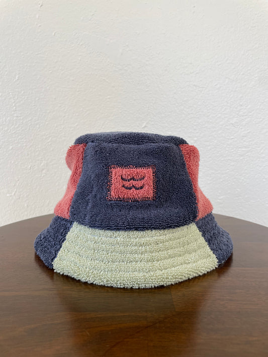 Parrot Bucket