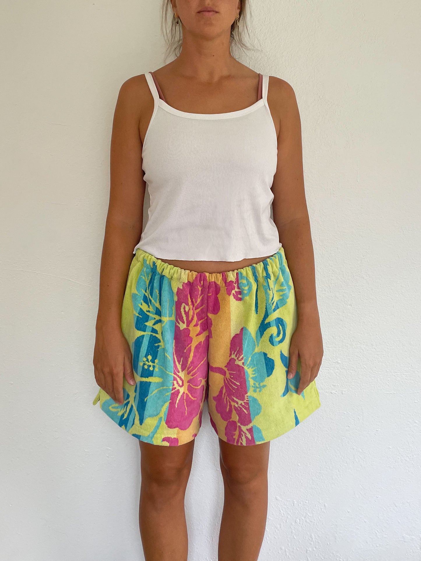 XL Hibiscus Shorts