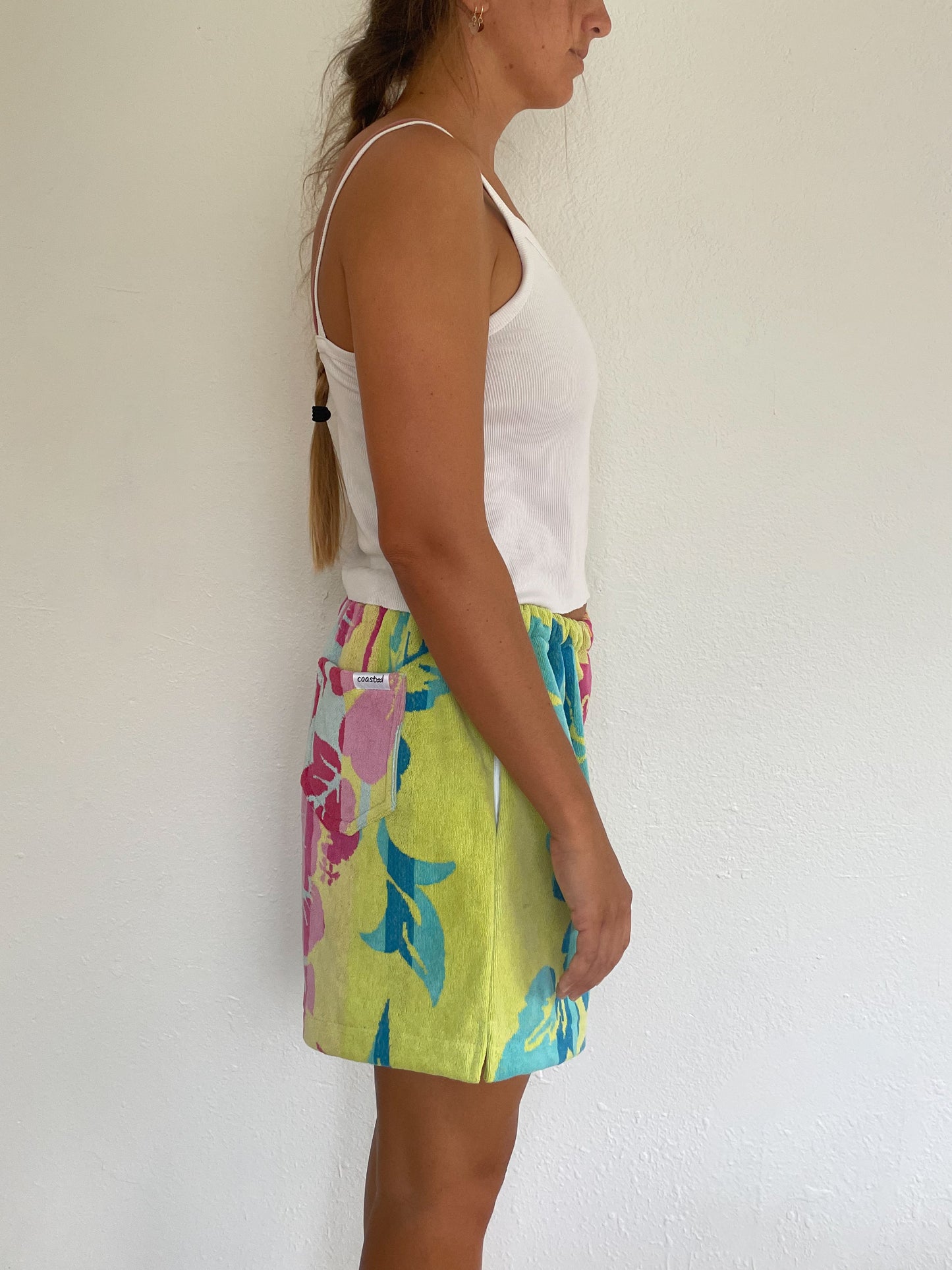 XL Hibiscus Shorts