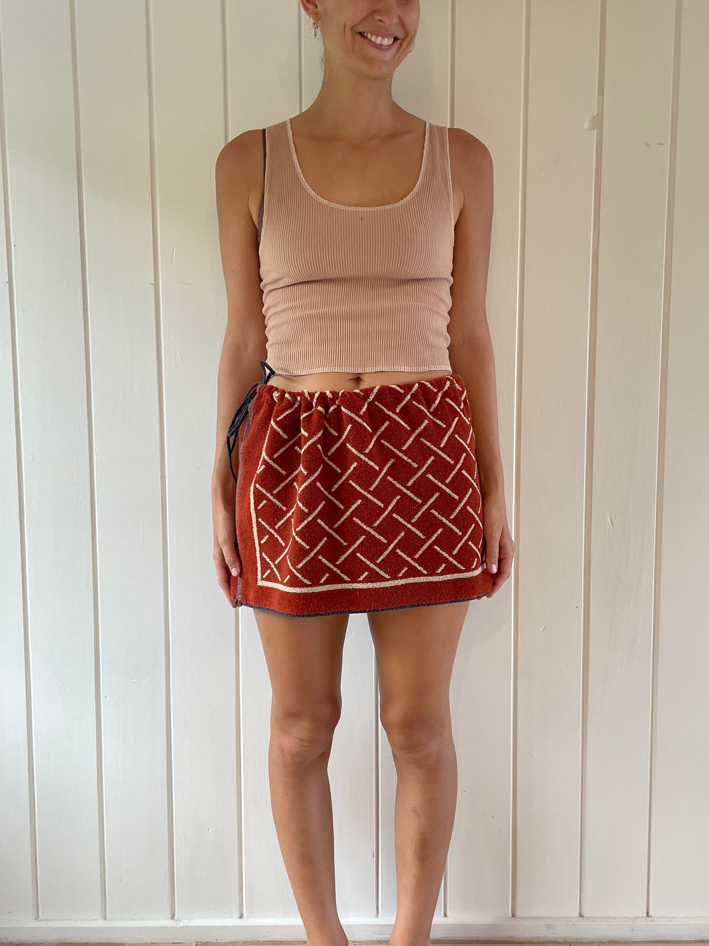 (XS - M) Red Tie Skirt